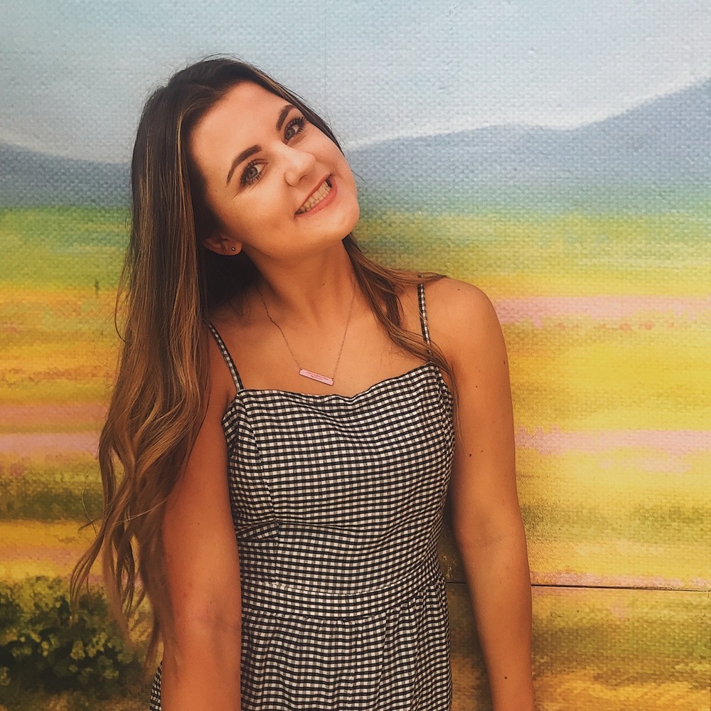 Meet your Posher, Paige